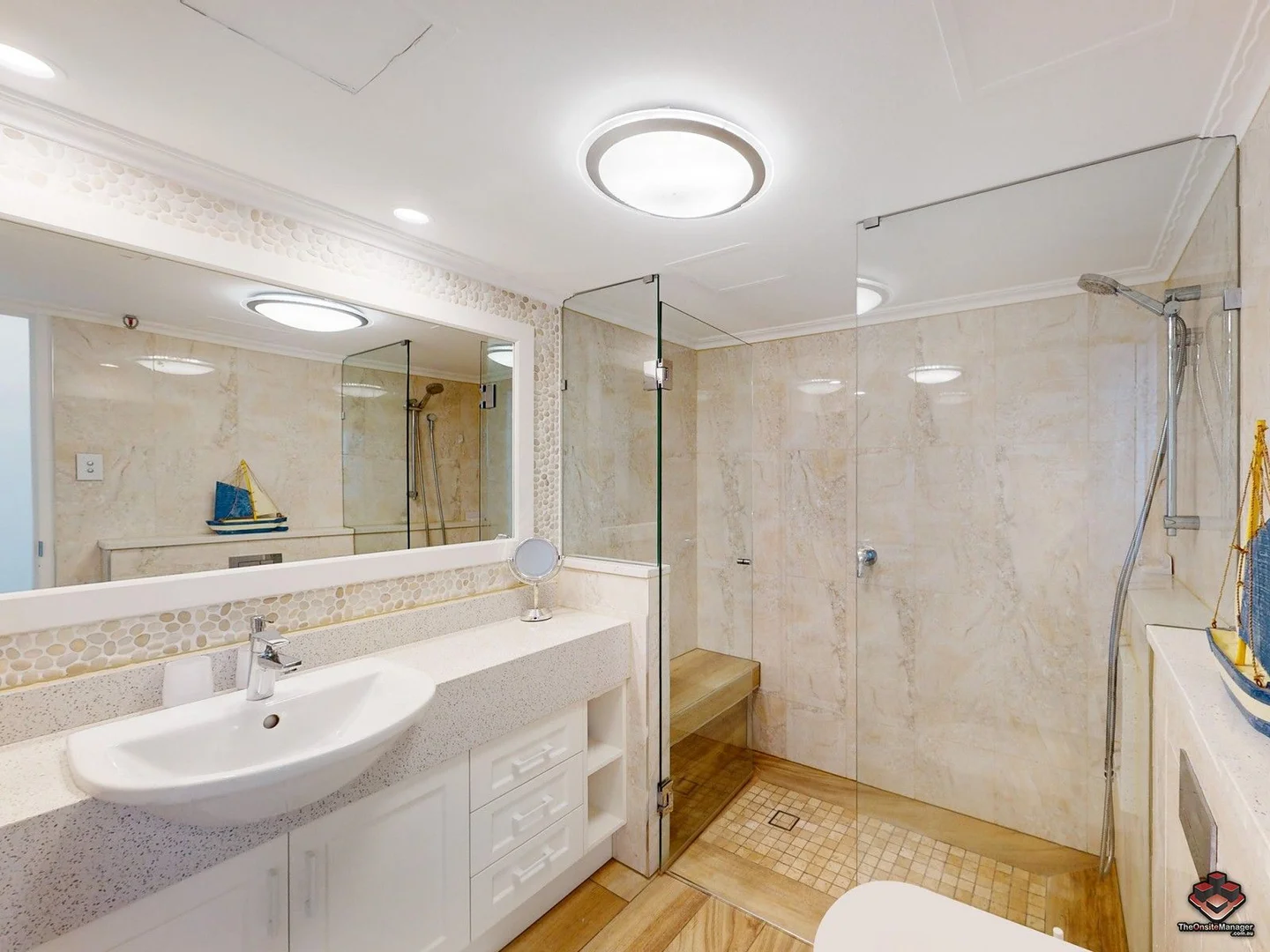 Additional image 8 of ID:21126411/4-12 Old Burleigh Road, Surfers Paradise QLD 4217