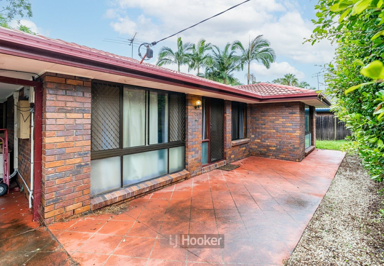 37 Drive, Regents Park Property History & Address Research