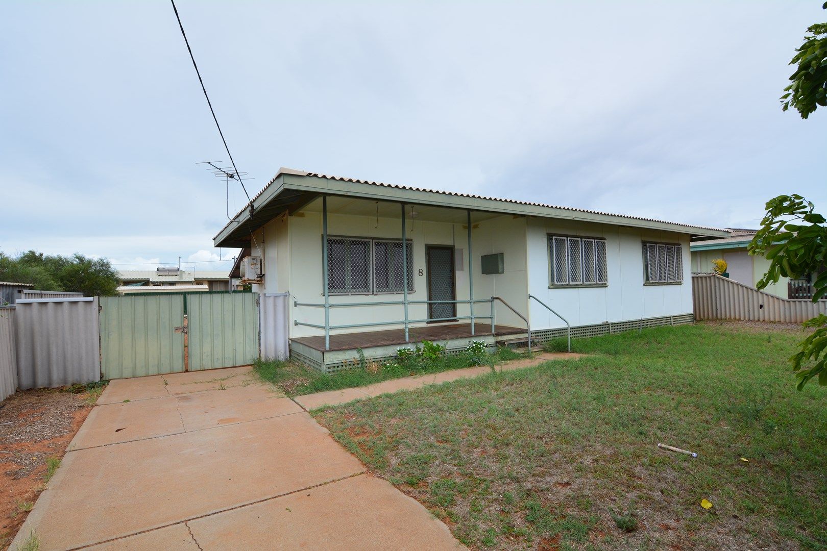 8 Beckett Street, Carnarvon WA 6701, Image 0