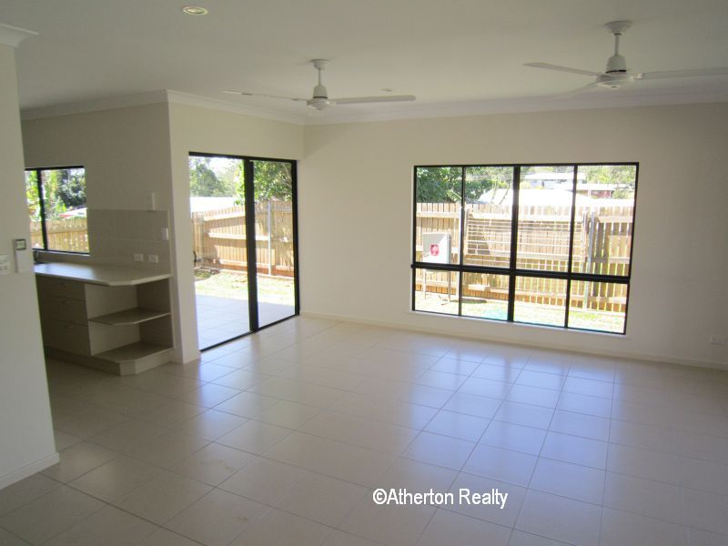 4 Mazlin Street, Atherton QLD 4883, Image 2