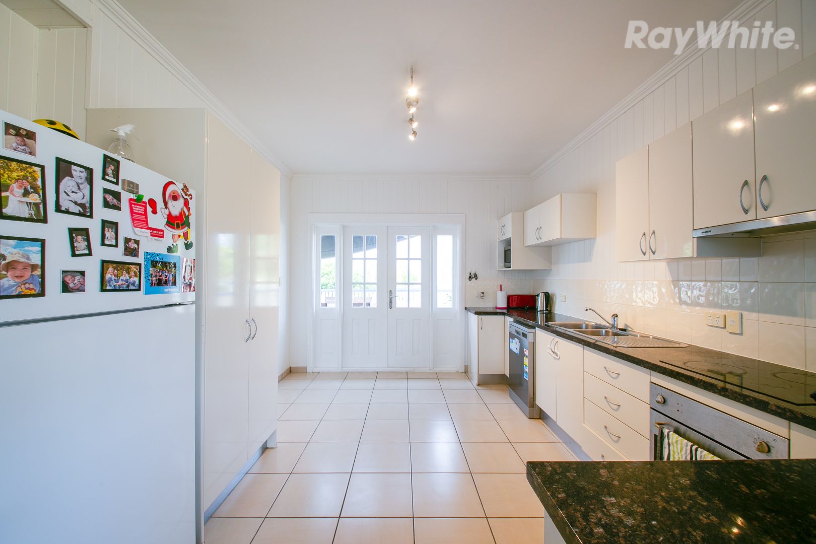 200 Glebe Road, Booval QLD 4304, Image 2