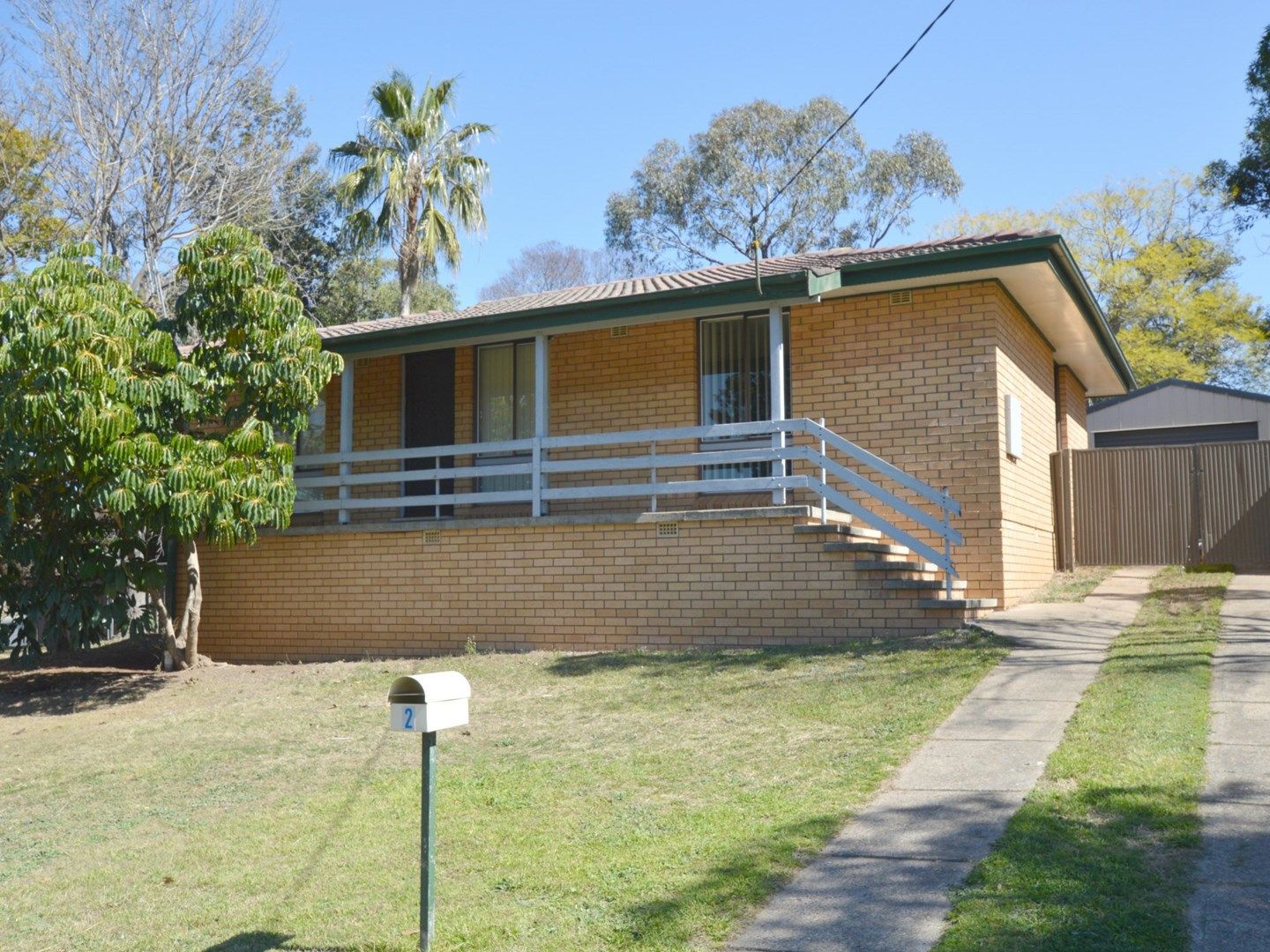 2 Oxley Avenue, Singleton Heights Property History & Address Research