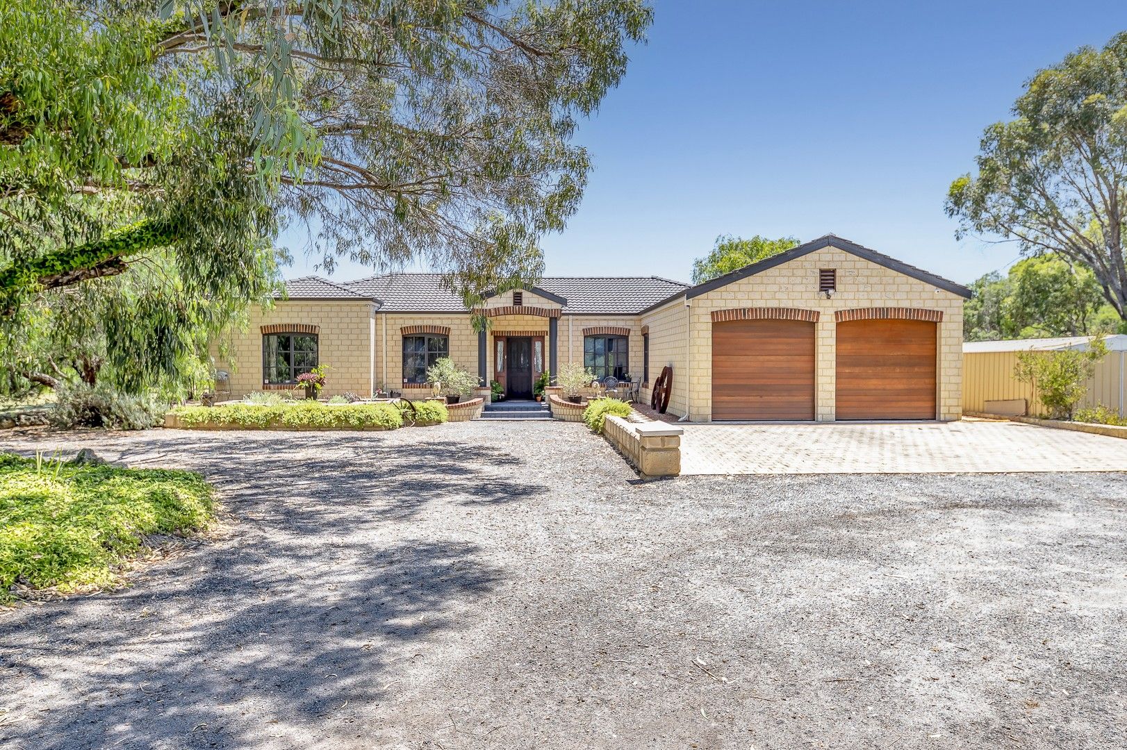 5 bedrooms House in 44 Trenant Park Gardens GOLDEN BAY WA, 6174