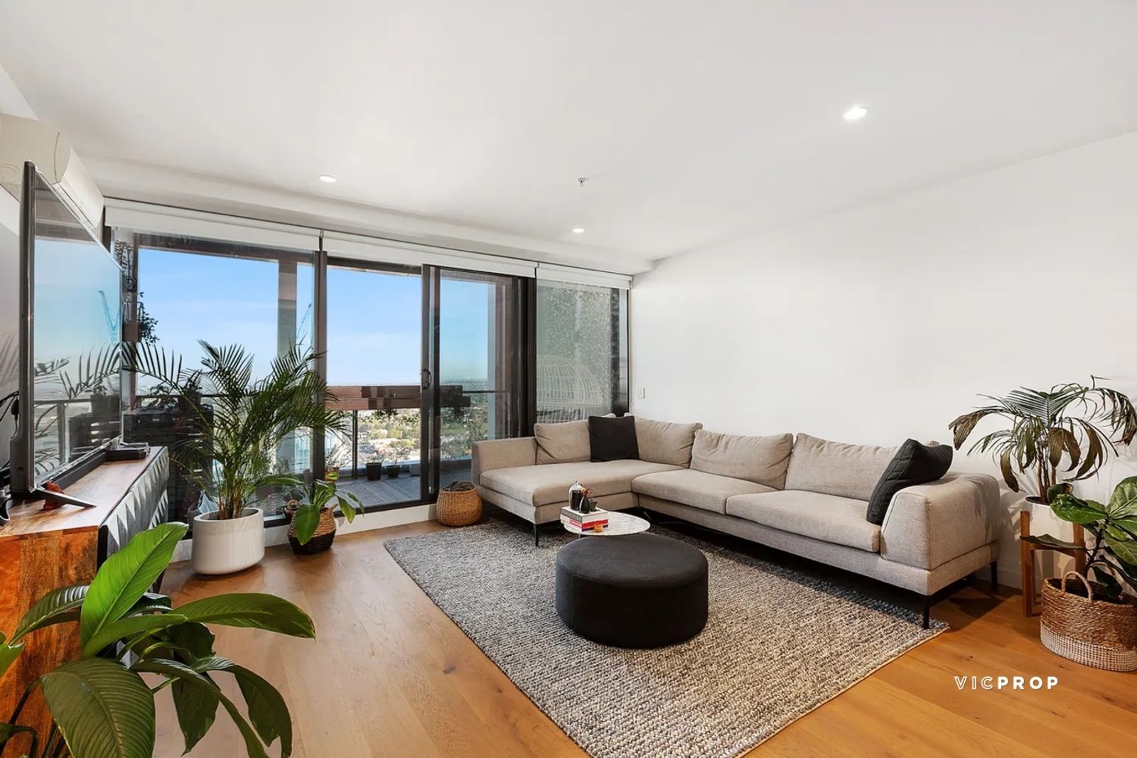 1202/443 Upper Heidelberg Road, Ivanhoe VIC 3079 Domain