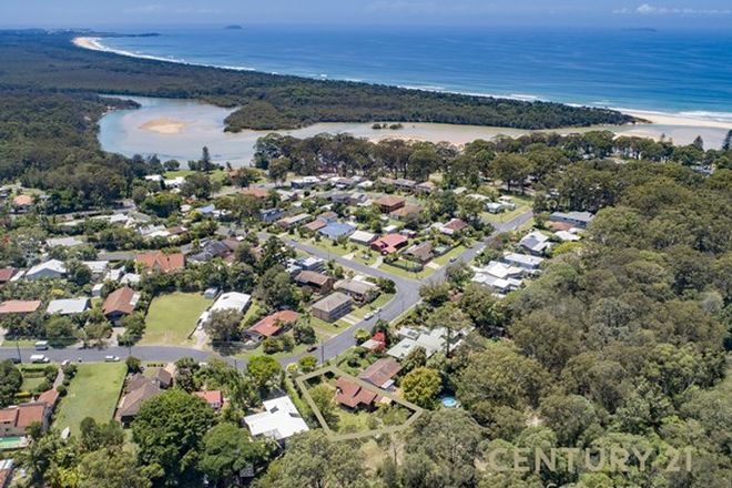 Picture of 27 Rushton Avenue, MOONEE BEACH NSW 2450