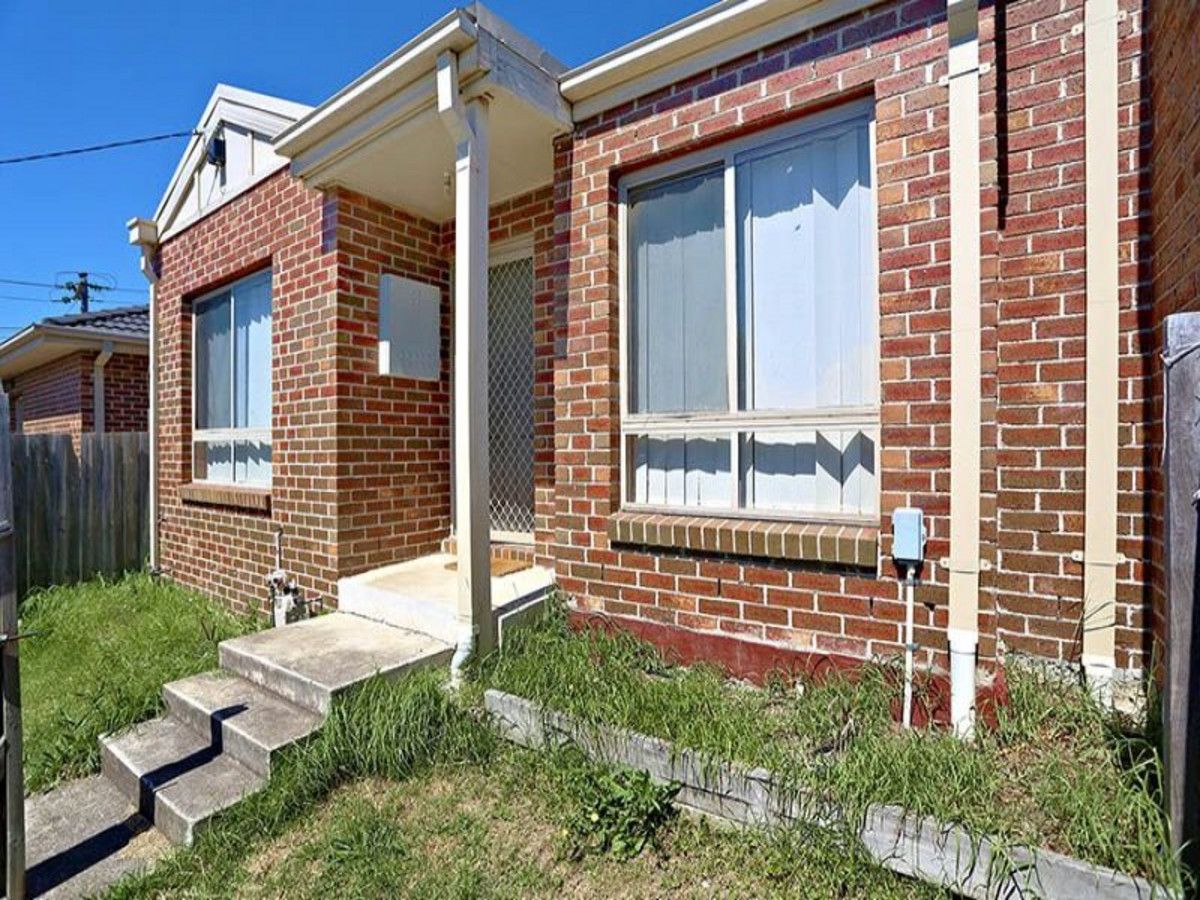 3 bedrooms Apartment / Unit / Flat in 3/73 Kyabram Street COOLAROO VIC, 3048
