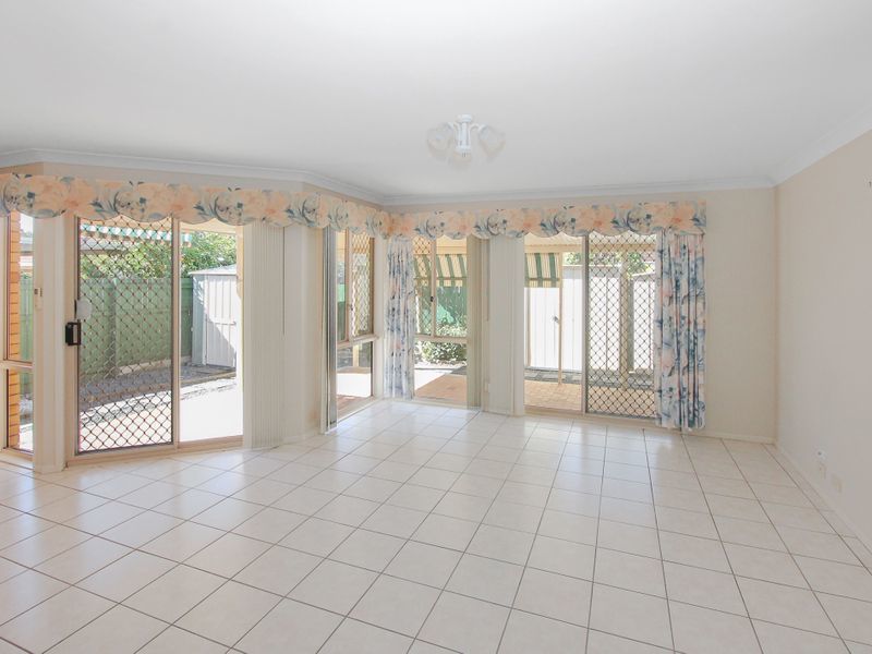 90 Wimbledon Circuit, Carseldine QLD 4034, Image 2