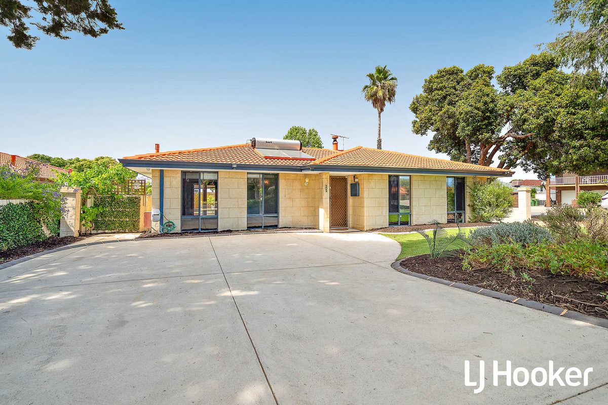 4 bedrooms House in 25 Weston Way KARDINYA WA, 6163