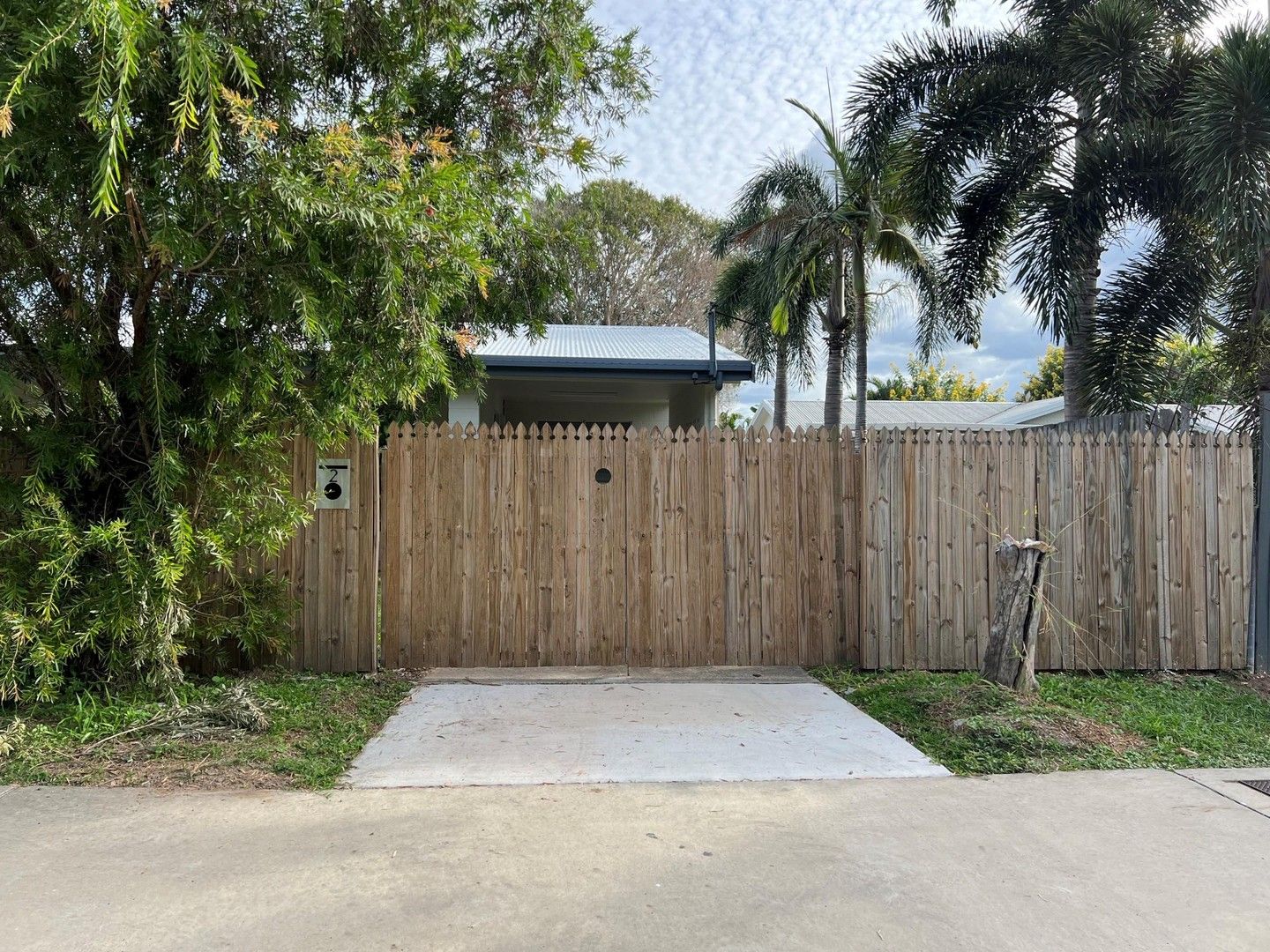 2 bedrooms House in  KELSO QLD, 4815