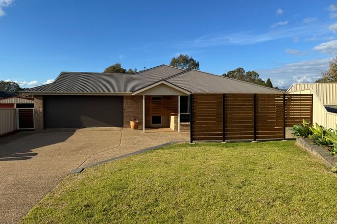 Picture of 33 Jeffery Circuit, TUMUT NSW 2720