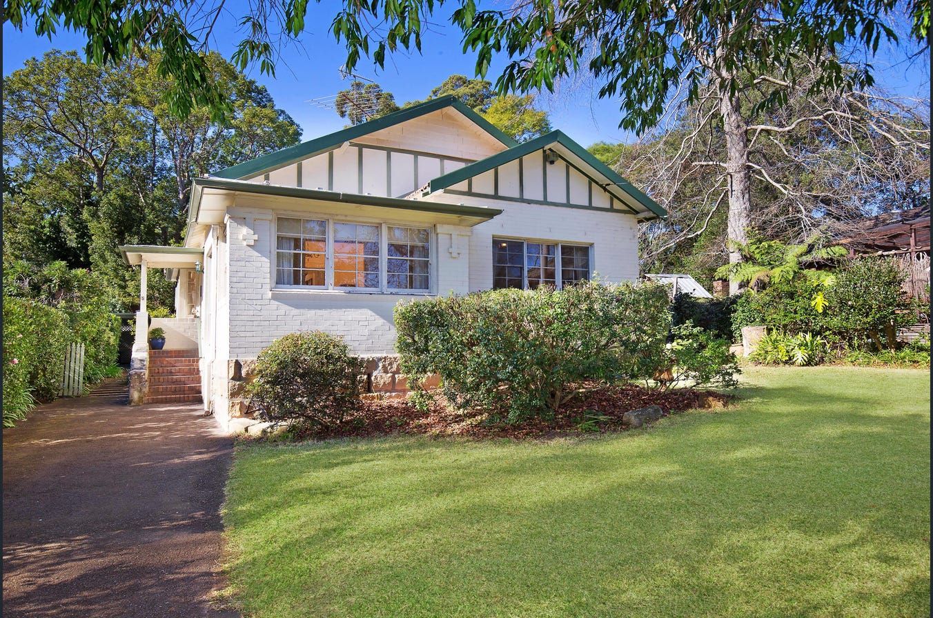 4 bedrooms House in 5 Cudgee Street TURRAMURRA NSW, 2074
