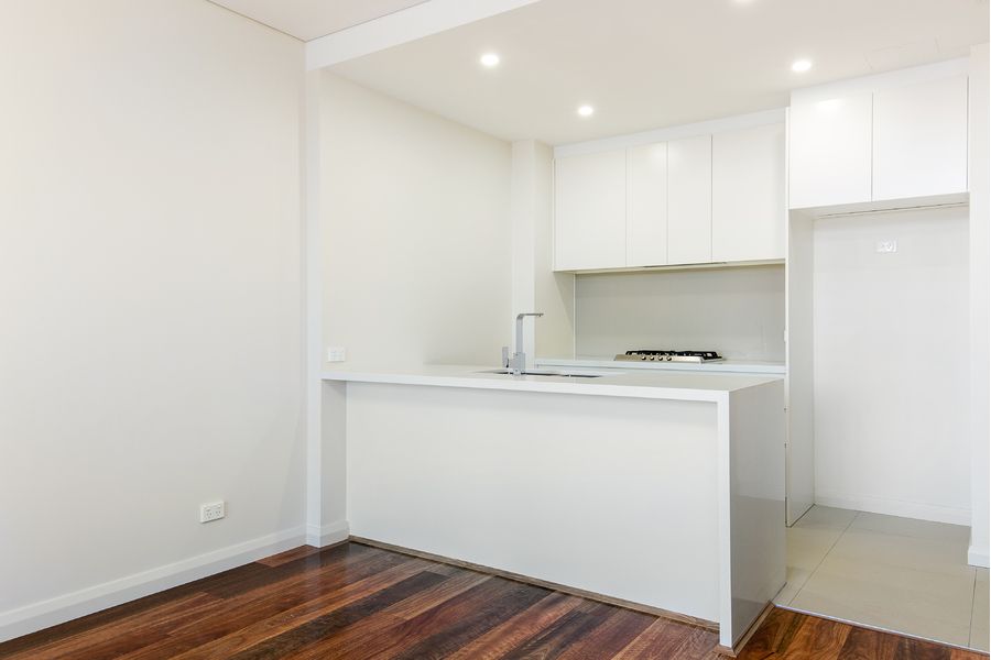 2 bedrooms Apartment / Unit / Flat in B501/3-7 Lorne Avenue KILLARA NSW, 2071