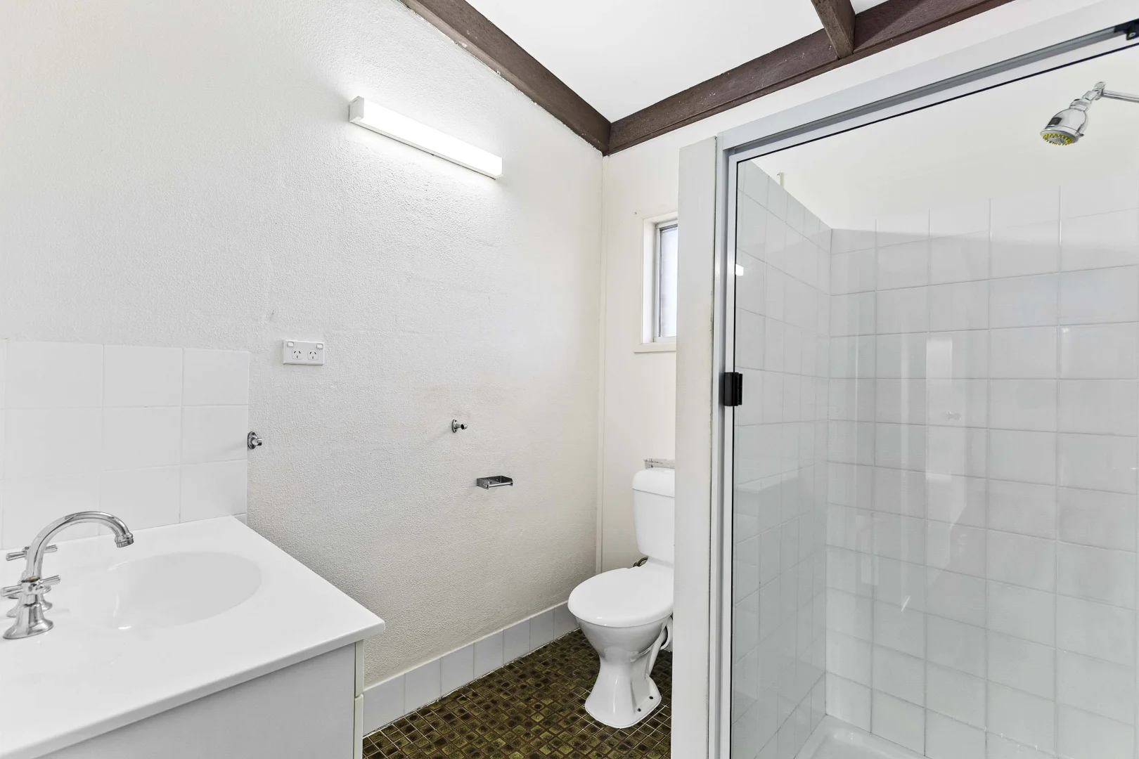 Additional image 9 of 4/1 King Street, Urangan QLD 4655