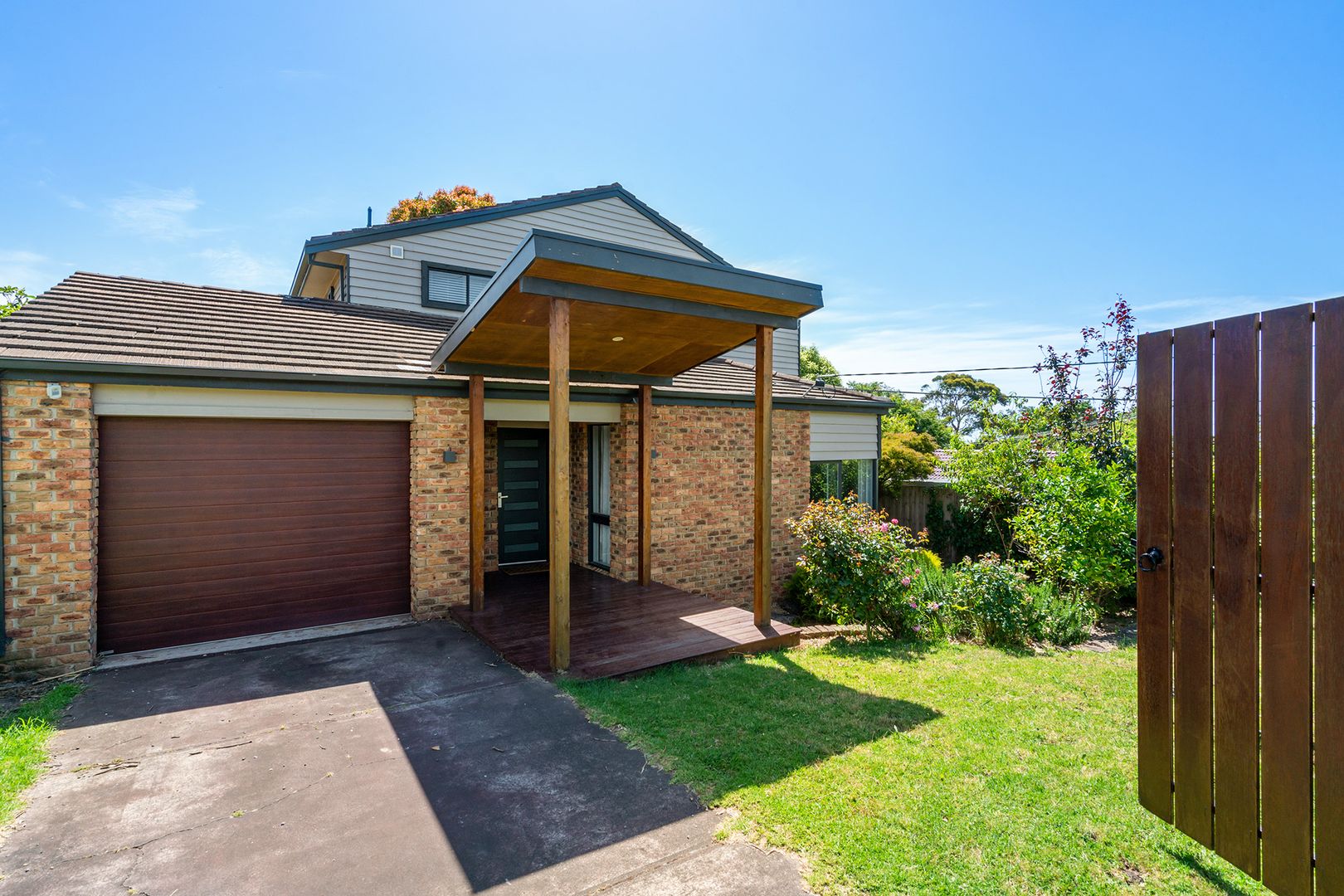 186 FrankstonFlinders Road, Frankston South Property History