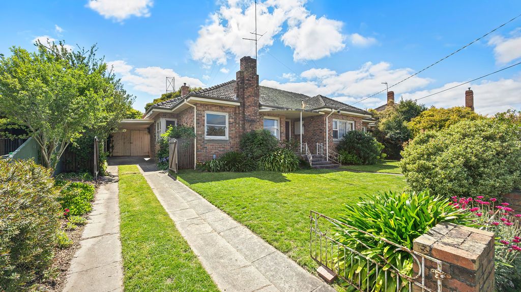 2 Collard Street, Newington VIC 3350, Image 2