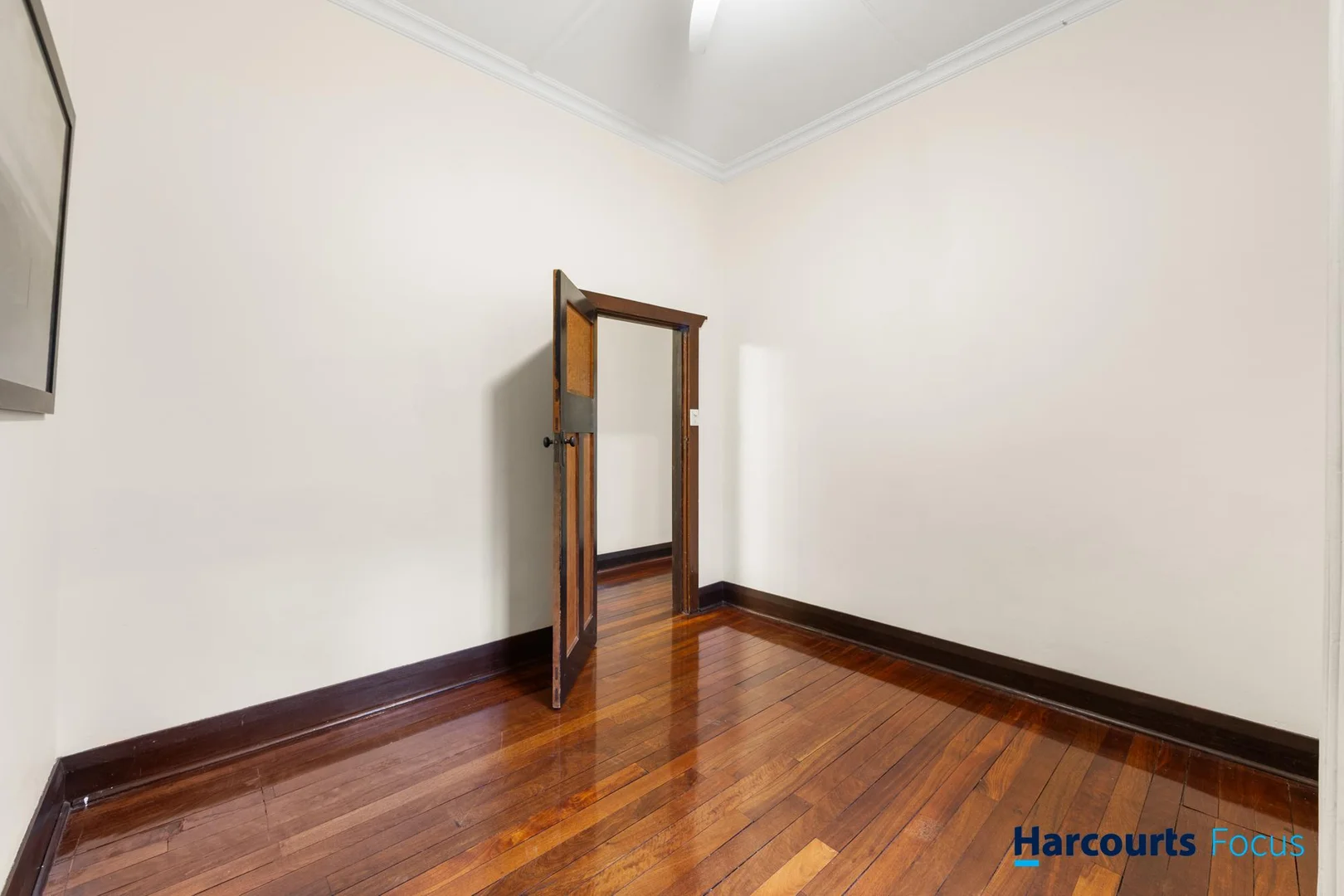 Additional image 35 of 15 Gwenyfred Road, Kensington WA 6151