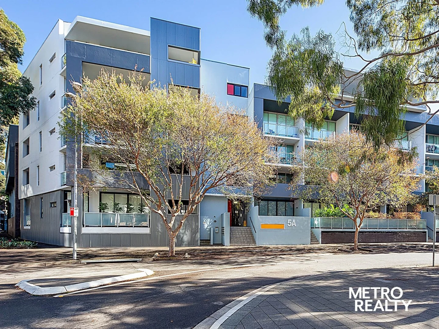 Additional image 3 of 97/5a Victoria Park Parade, Zetland NSW 2017