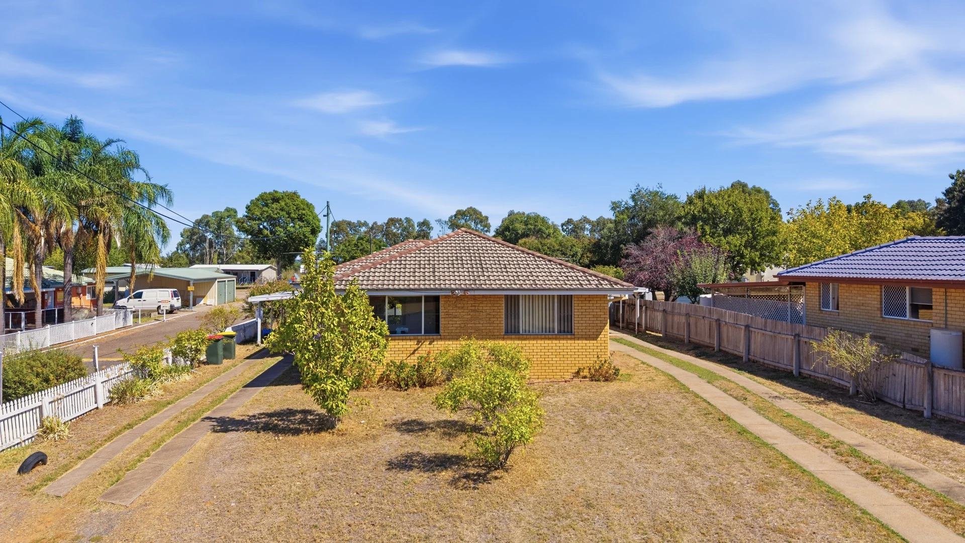 1-2/6 Somerset Place, Nemingha NSW 2340