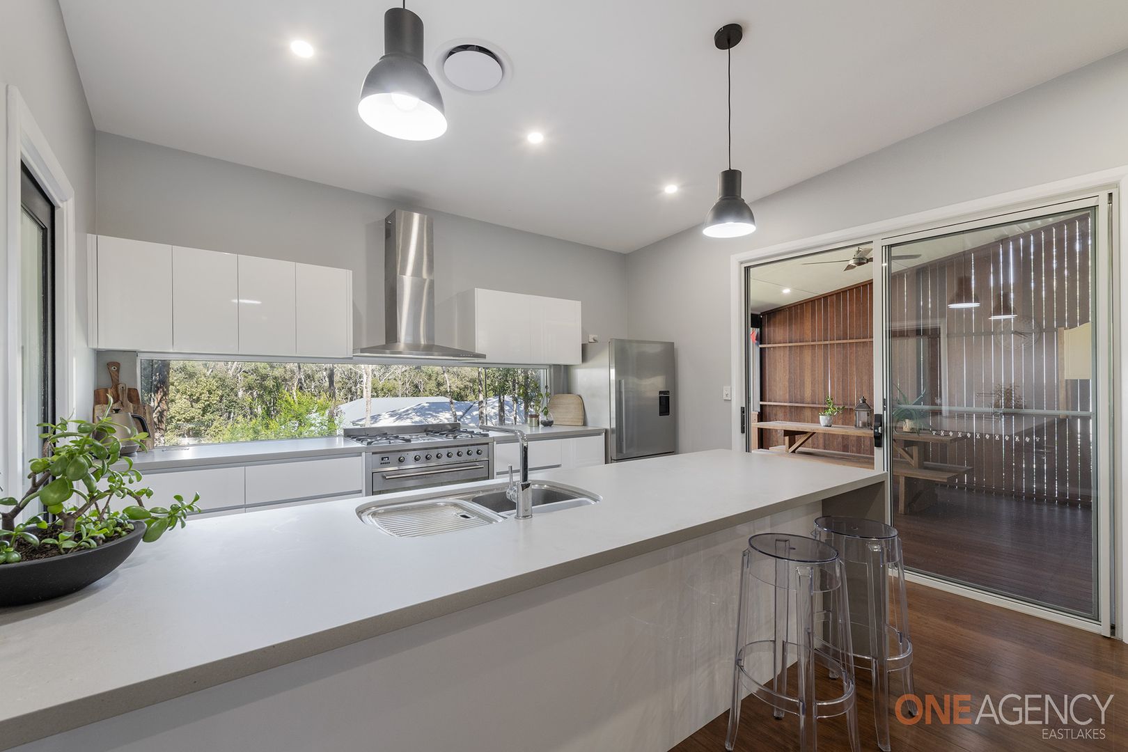 27 Bentwing Parade, Murrays Beach NSW 2281, Image 2