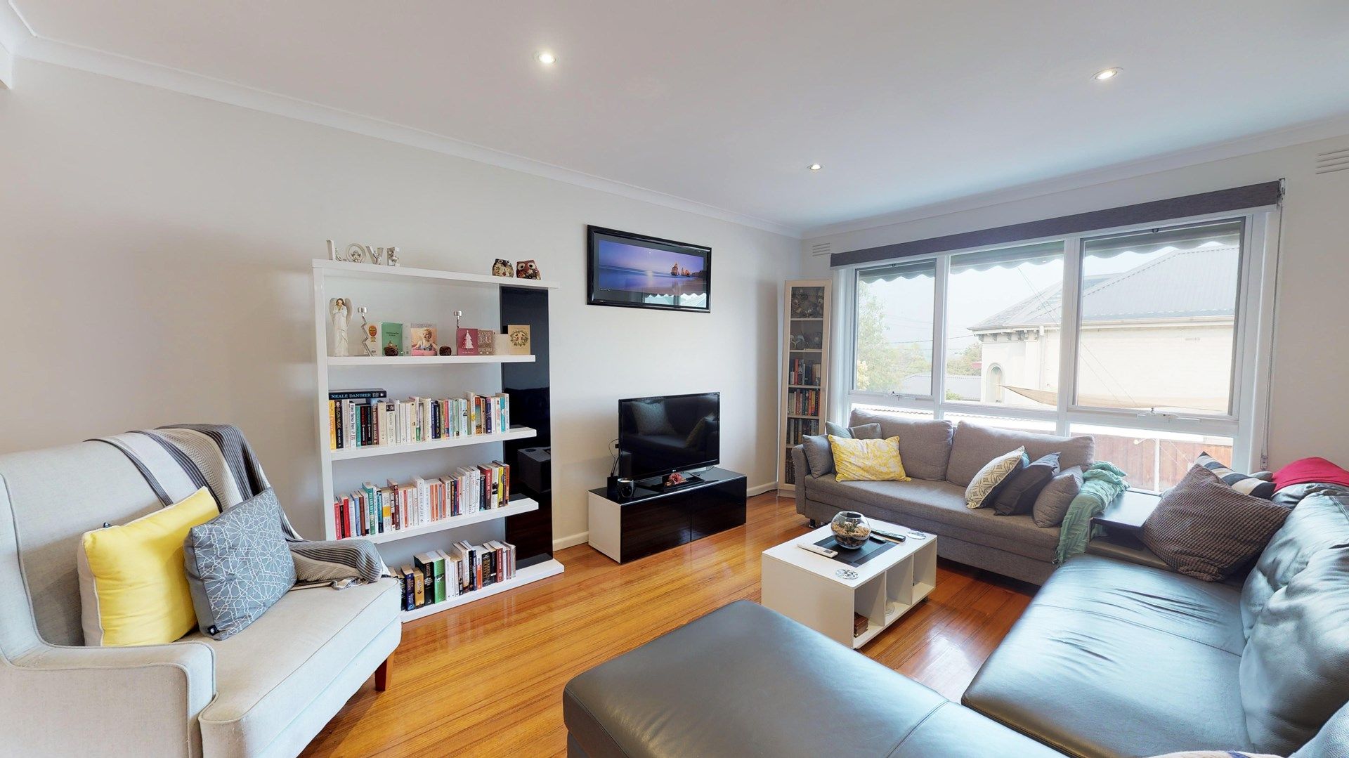 2/114 Holmes Road, Moonee Ponds VIC 3039, Image 1