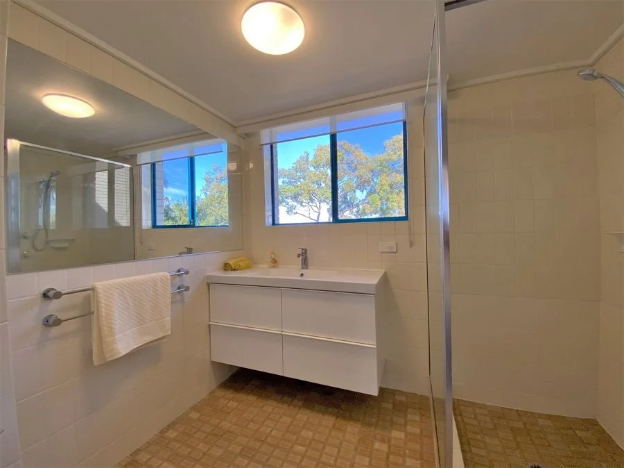 Additional image 11 of 8/249 Bayview Street, Runaway Bay QLD 4216