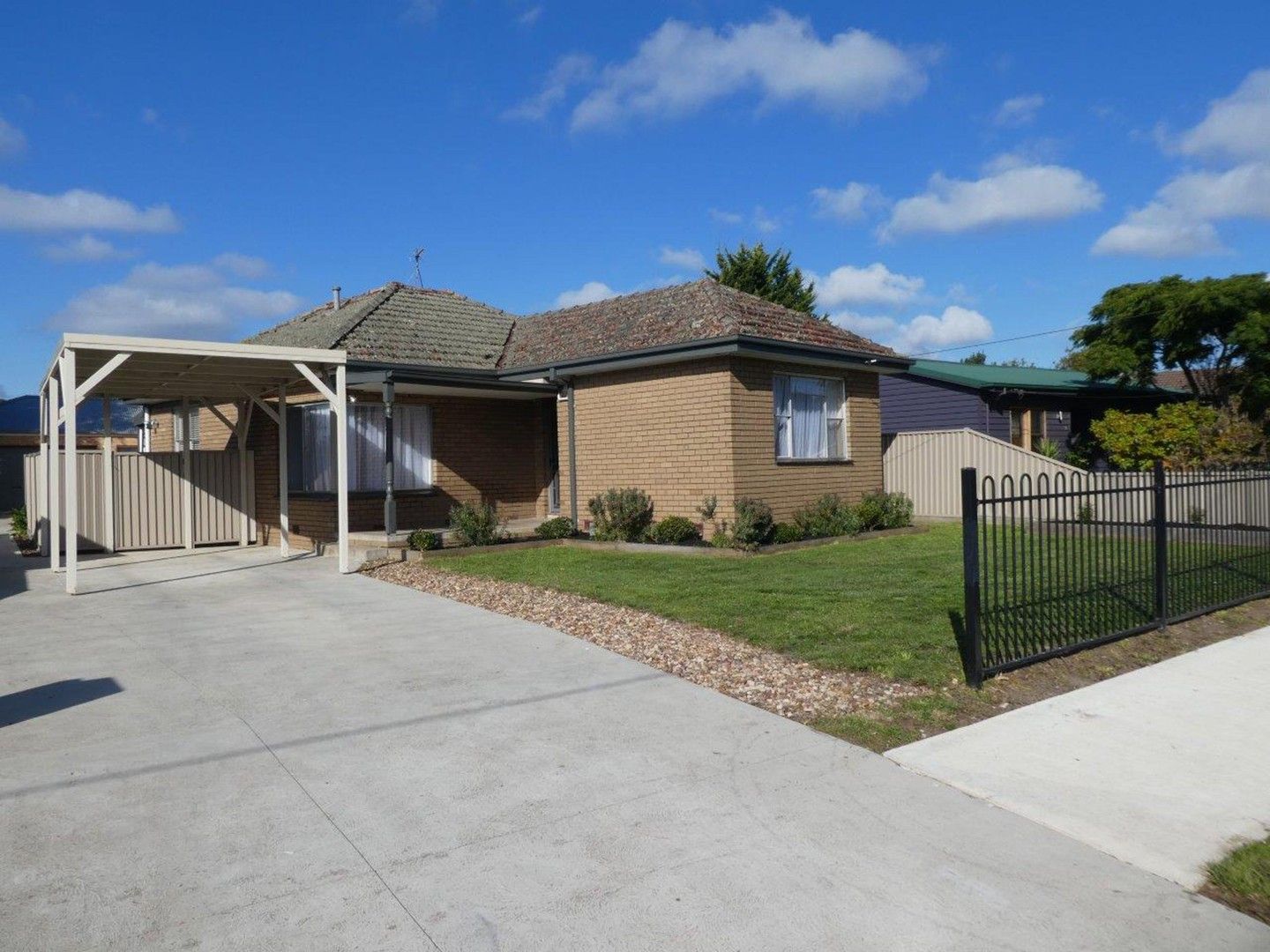 2 bedrooms House in 1/35 Vale Street ALFREDTON VIC, 3350
