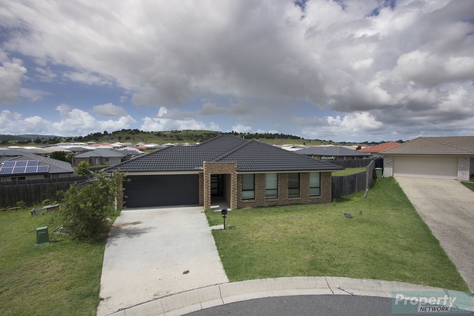 26 Harrier Place, Lowood QLD 4311