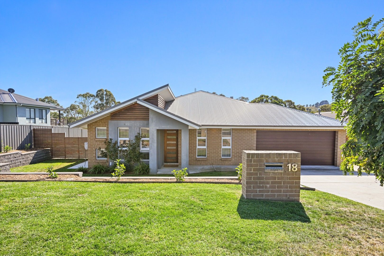 18 Johnston Crescent, Blayney NSW 2799, Image 0