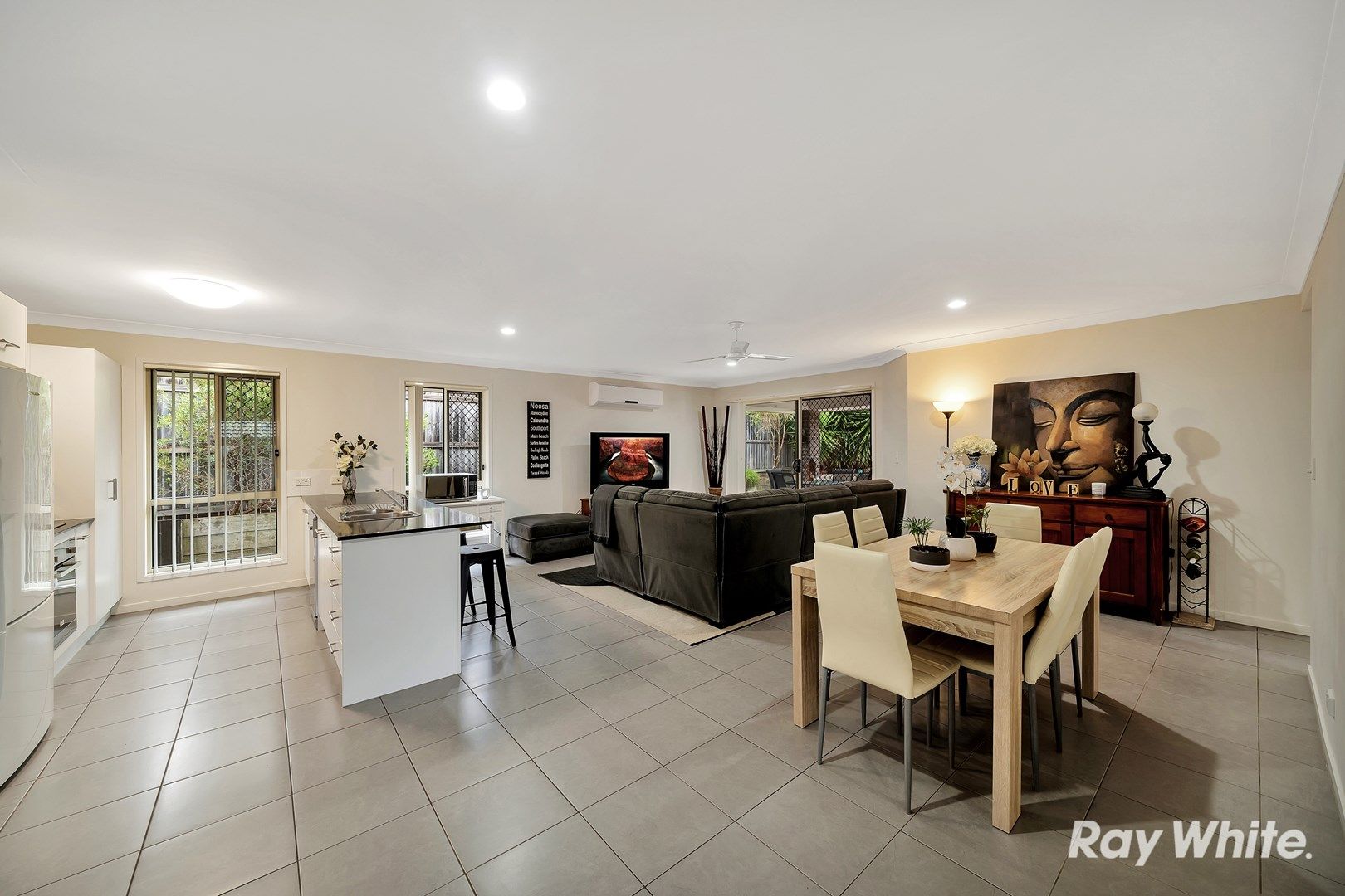 64 Mclachlan court, Willow Vale QLD 4209, Image 0