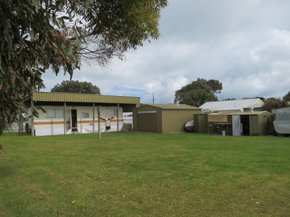 24 Reserve Road, Boatswain Point SA 5275