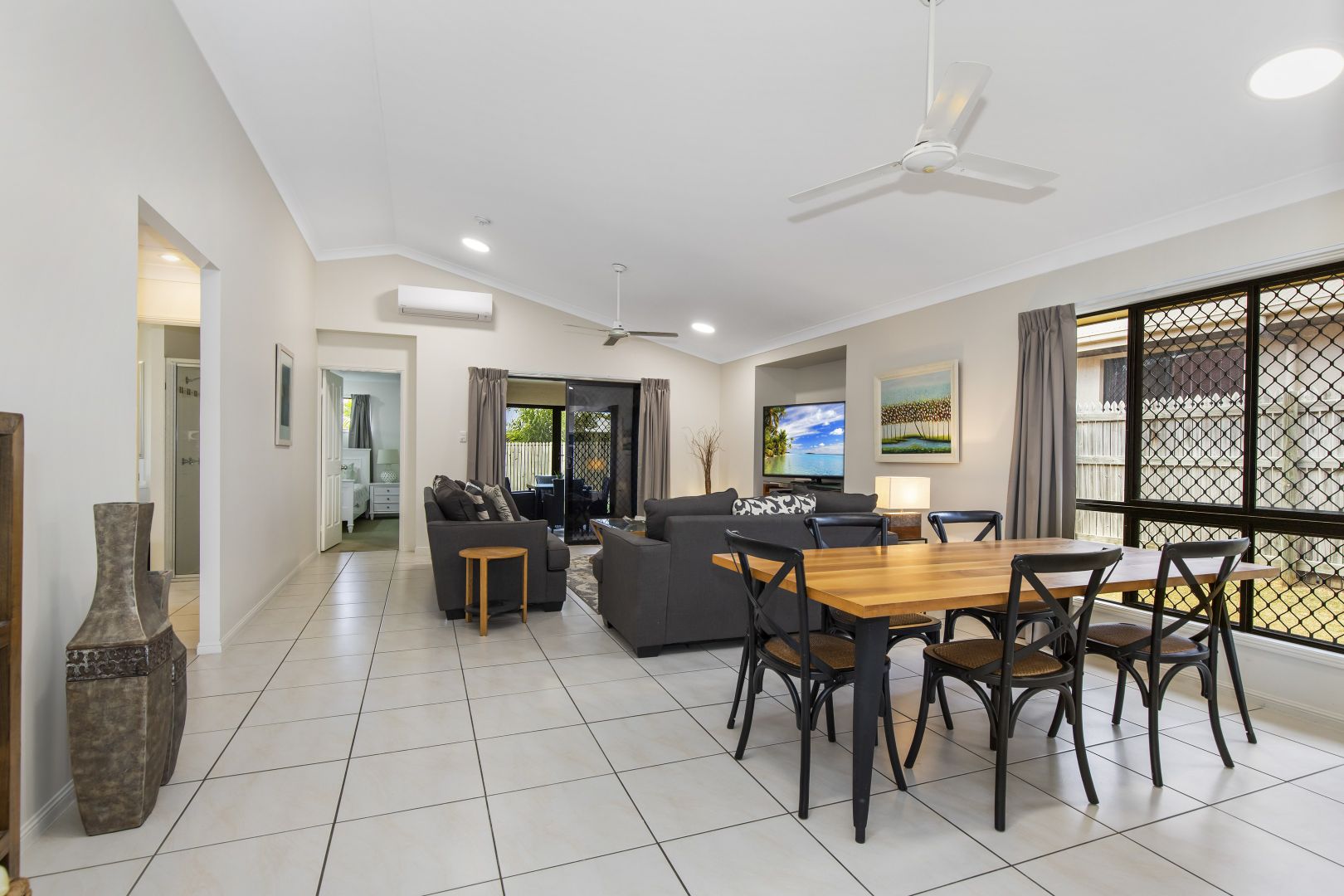 47 Warbler Crescent, Douglas QLD 4814, Image 2