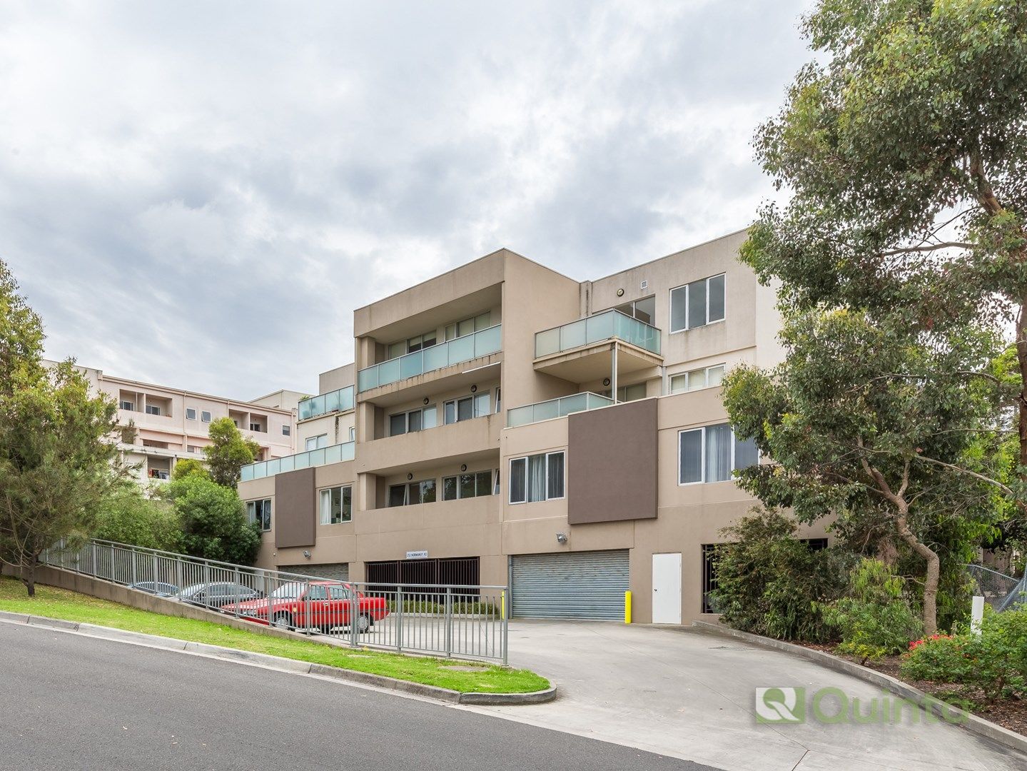 6/213 Normanby Rd, Notting Hill VIC 3168, Image 2