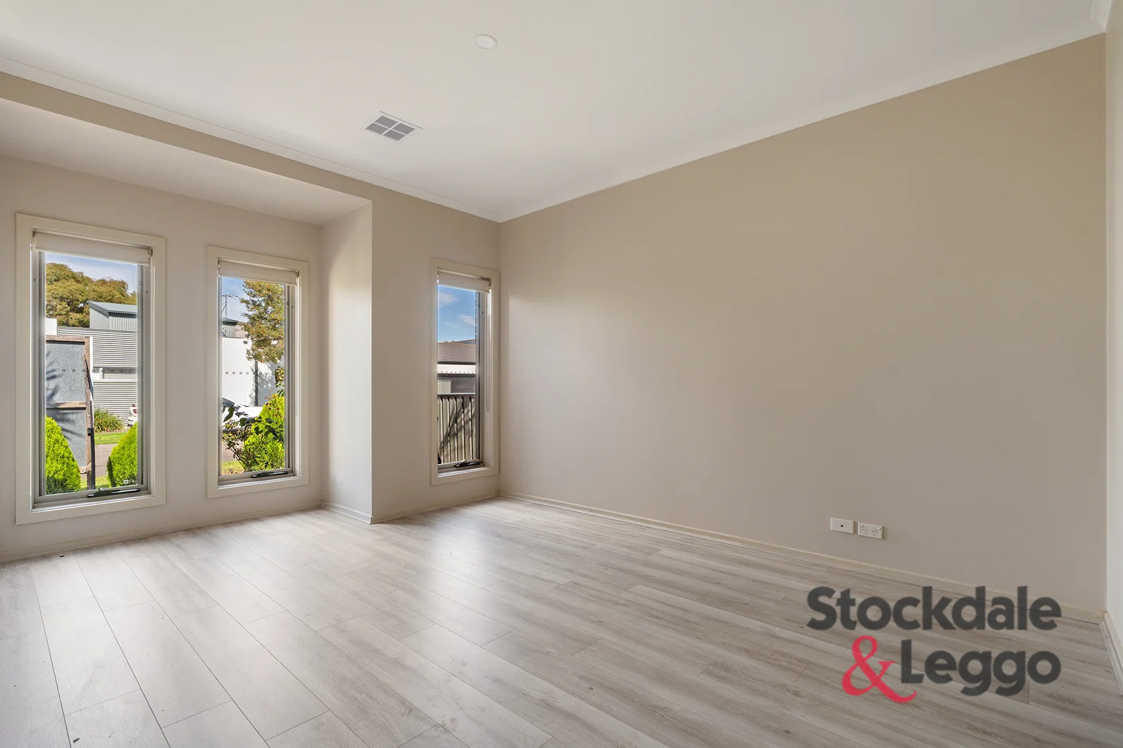 Additional image 2 of 10 Highbury Circuit, Craigieburn VIC 3064