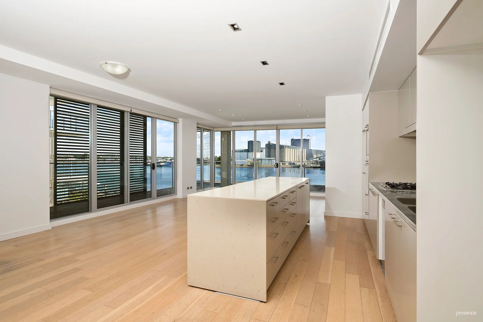 Additional image 6 of 304/5 Honeysuckle Drive, Newcastle NSW 2300