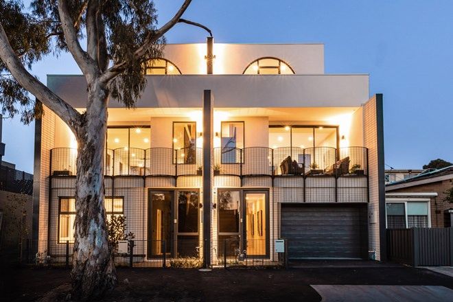 The White House Cairns Queensland Australia For Sale Ft Property Listings