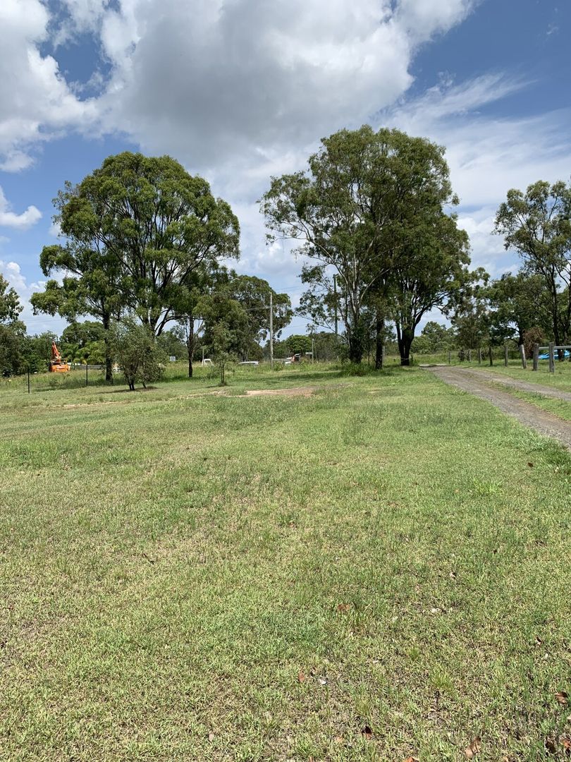 34 Laidleyplainland Rd, Plainland QLD 4341 House For Rent 400