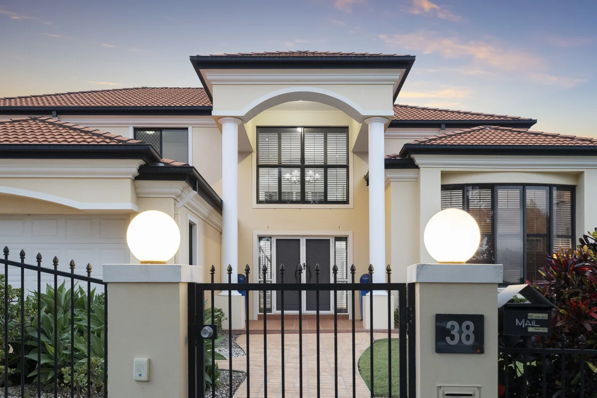 38 Manmarra Crescent, Eight Mile Plains QLD 4113