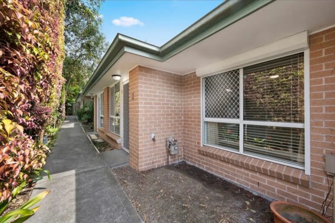 Ourimbah Unit: 1BR, Courtyard, A/C, Fenced, Water Tank, Ourimbah