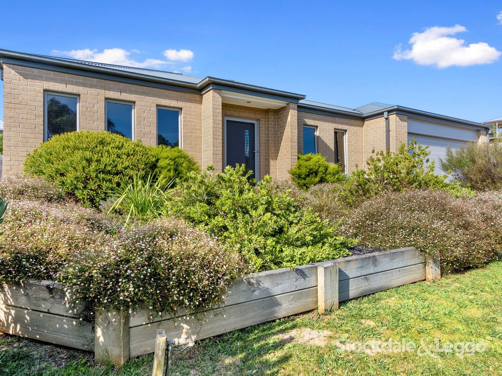 9 Floraston Drive, Leongatha VIC 3953, Image 1