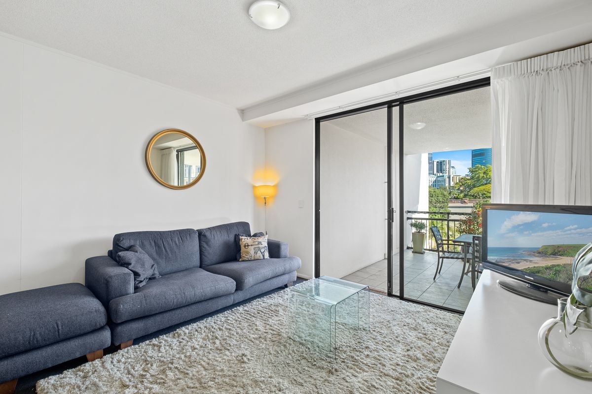 56/15 Goodwin Street, Kangaroo Point QLD 4169, Image 2