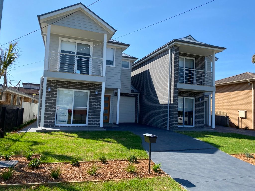 20 20a Kurrawa Avenue Kiama Downs Nsw 2533 Townhouse For Rent 700 Domain