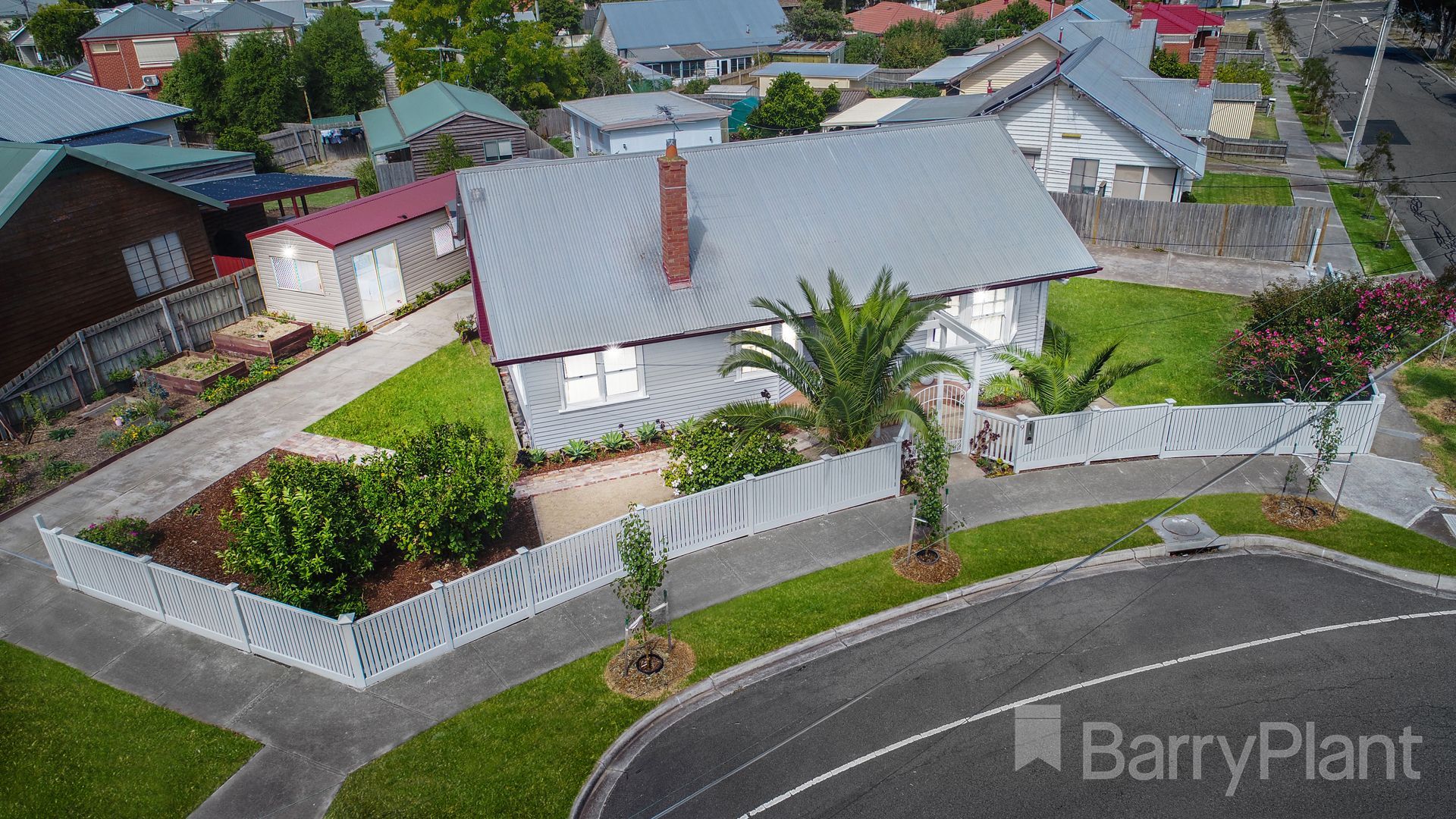 5 bedrooms House in 9 Bazentin Street ALBION VIC, 3020