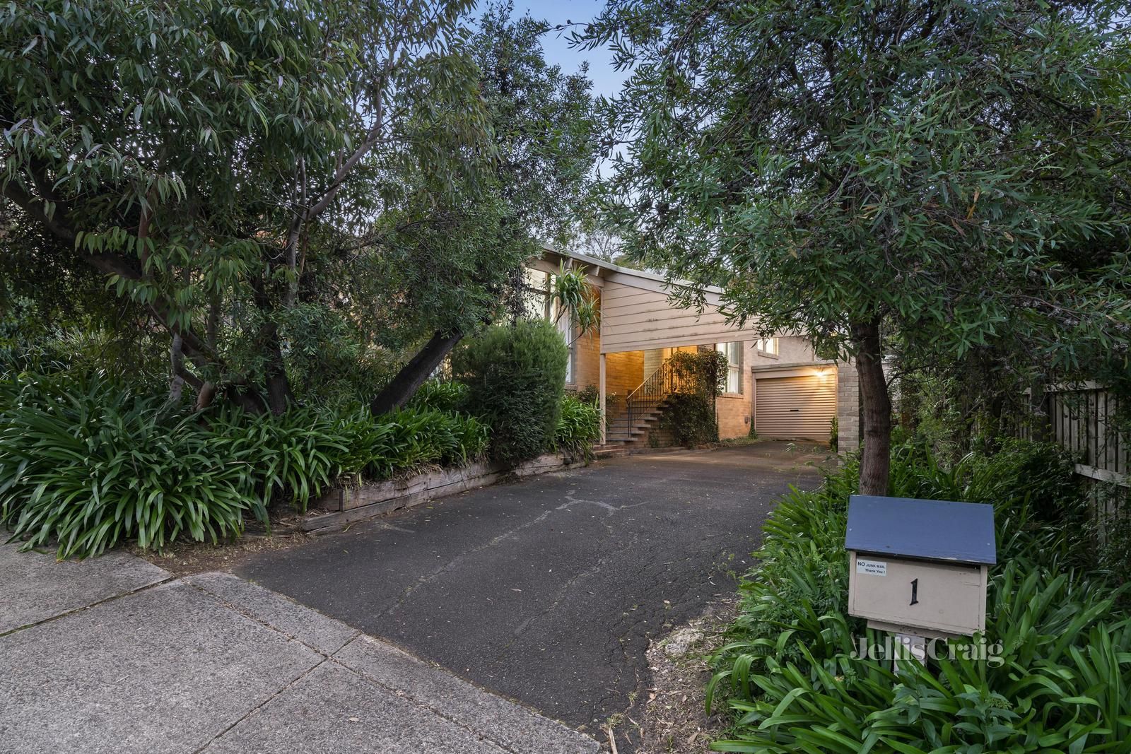 1 Buronga Avenue, Ringwood East VIC 3135, Image 0