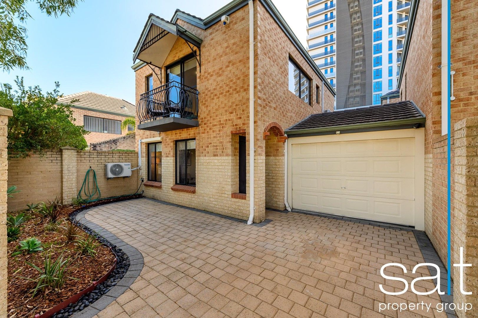 2/8 Sleat Road, Mount Pleasant WA 6153, Image 0