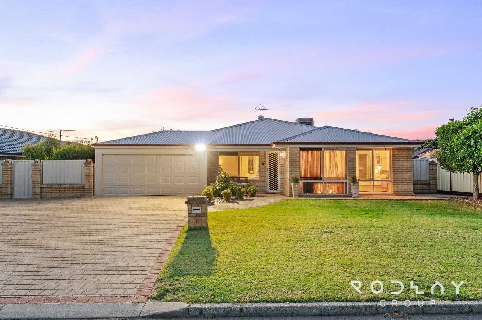 4 bedrooms House in 17 Abernethy Gr SEVILLE GROVE WA, 6112