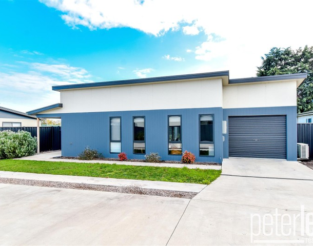 7/16 Barton Street, Mowbray TAS 7248