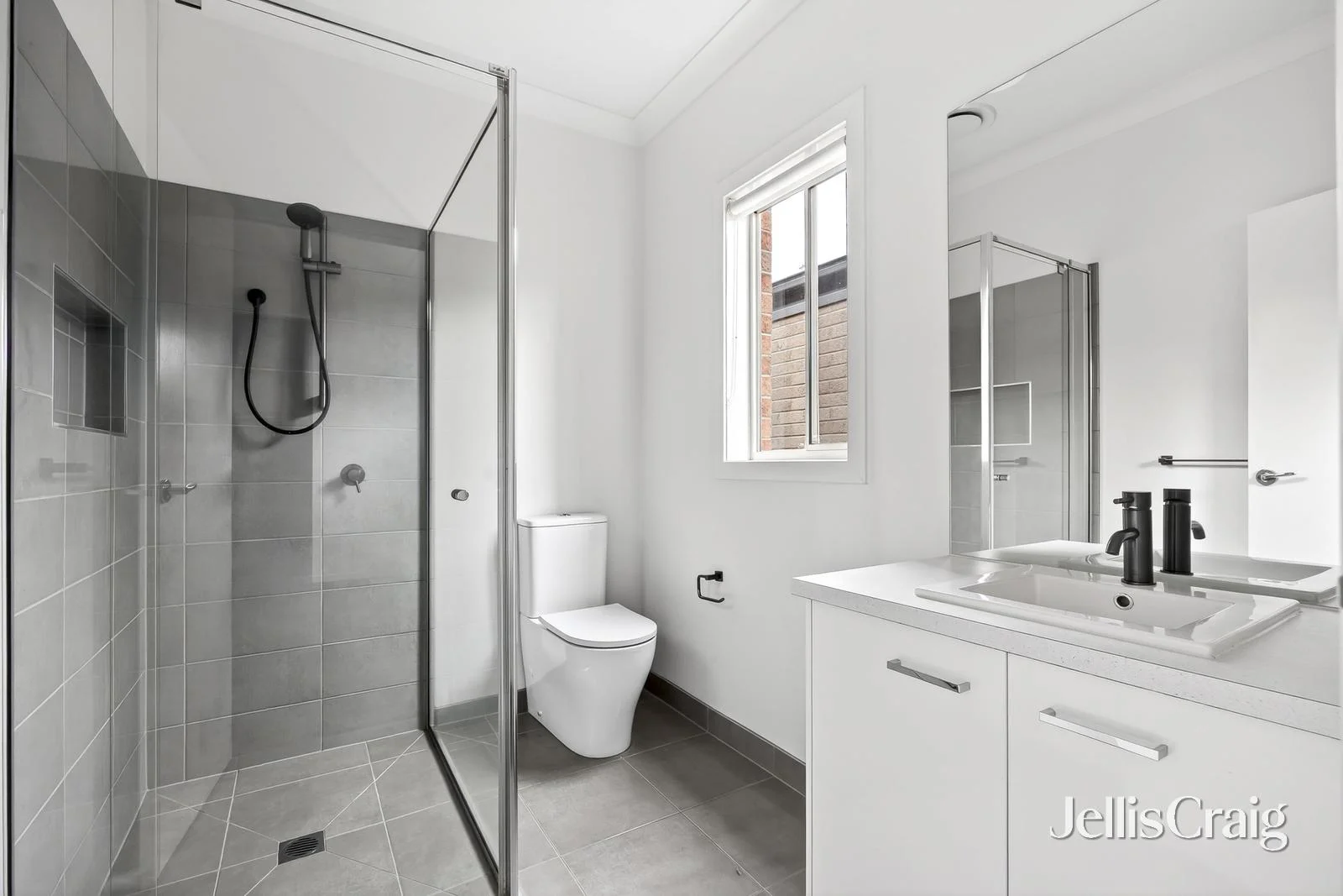 Additional image 8 of 24 Cinque Terrace, Curlewis VIC 3222