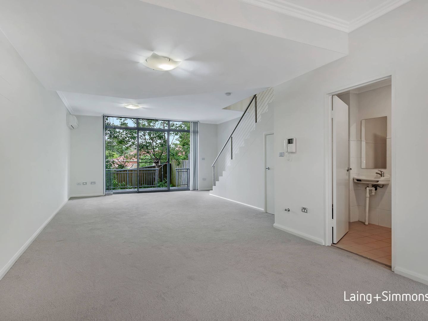 11/2-4 Ferndale Close, Constitution Hill NSW 2145, Image 2