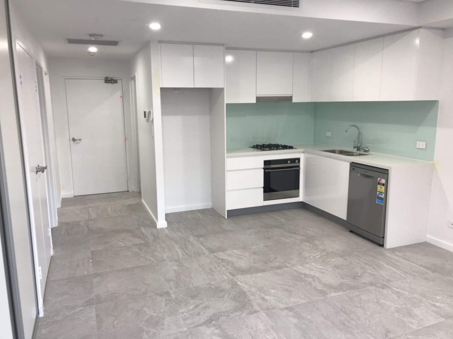 1 bedrooms Apartment / Unit / Flat in 4/125 Bowden Street MEADOWBANK NSW, 2114