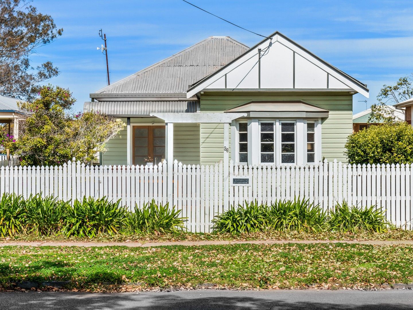 36 Anzac Avenue, Newtown QLD 4350, Image 0